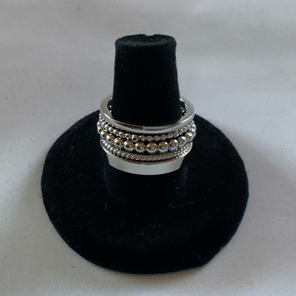 HALOGEN Mixed Texture Metal Ring Stack - Picture 3 of 7
